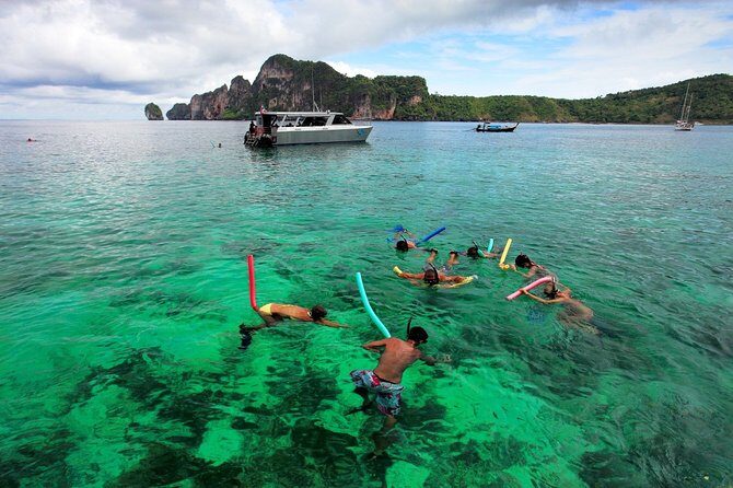 Blu Anda Catamaran to Phi Phi from Phuket - Tonsai Bay: beach time that feels like a breather, not just a stop