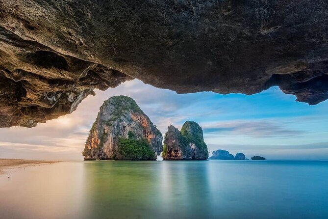 Early bird Phi Phi islands and 4 Islands by Speedboat Tour - Viking Cave and Monkey Beach: photos and quick nature encounters