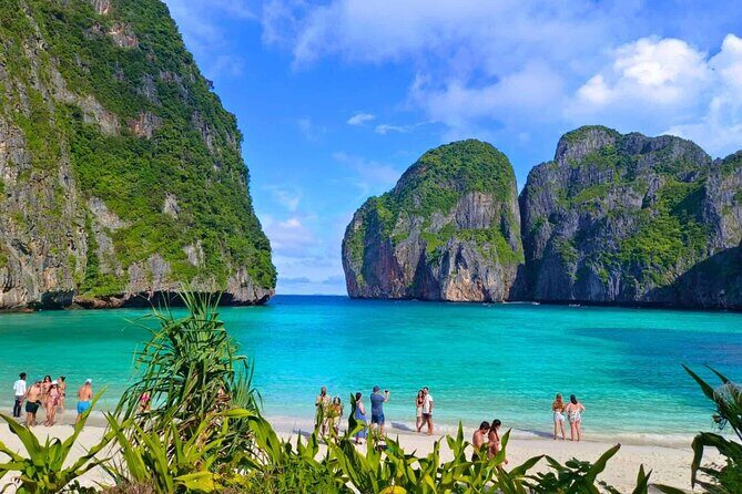 Early bird Phi Phi islands and 4 Islands by Speedboat Tour - Bamboo Island and the rooster-head Chicken Island