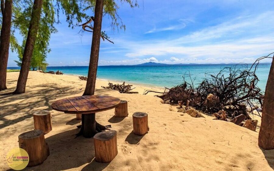 From Ao Nang: Phi Phi Islands Day Tour by Boat with Lunch - Maya Bay: iconic scenery, and why your month matters