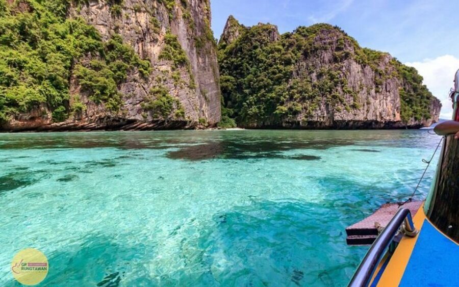 From Ao Nang: Phi Phi Islands Day Tour by Boat with Lunch - Boats, crowds, and how the crew keeps things safe