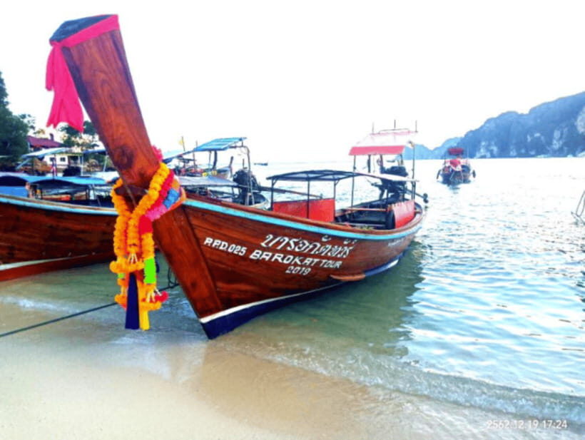 From Phi Phi islands: Phi Phi, Maya Area by longtail Boat - Timing choices: early run, sunset run, and the crowd math