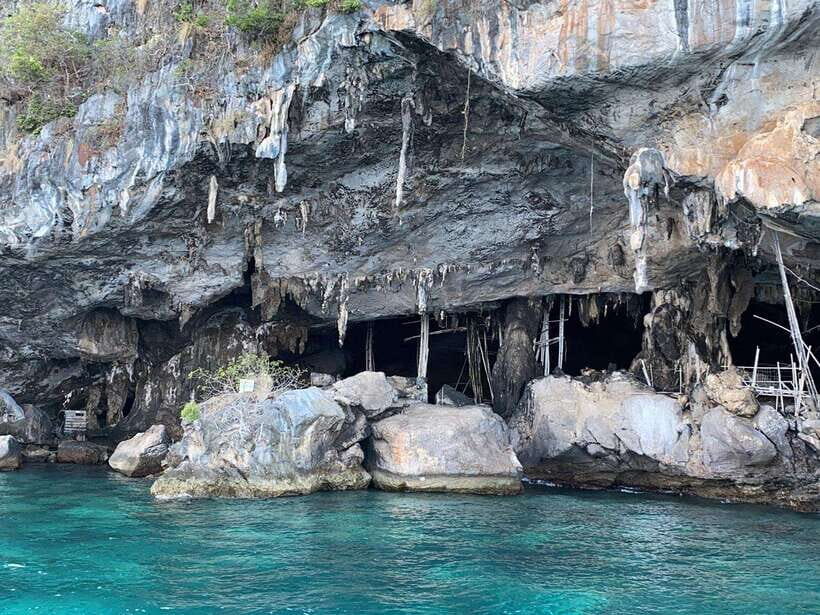 Koh Phi Phi: Maya Bay Private Longtail Boat Tour - Pileh Lagoon: where the water time feels worth it