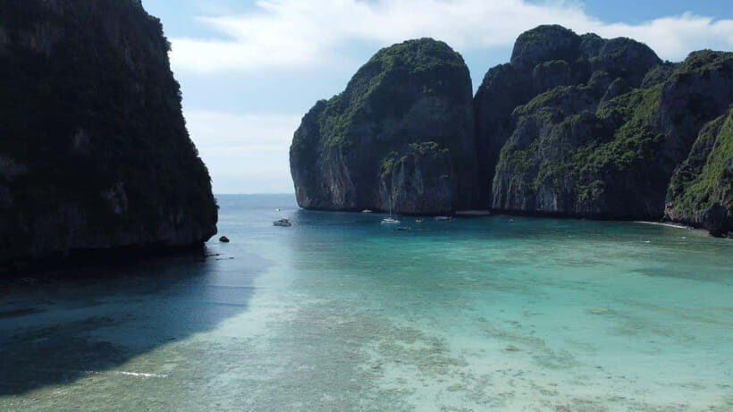 Krabi: Phi Phi and 4 Islands with Snorkeling by Speed Boat - Pickup and the Speedboat Reality (aka: be ready for motion)