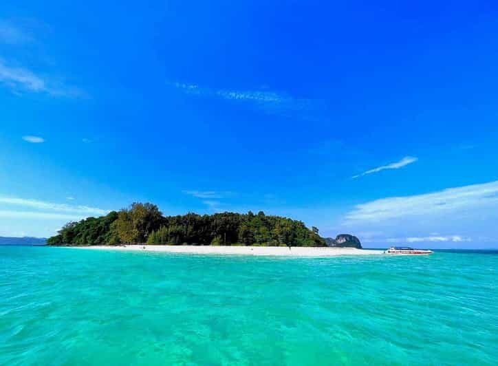 Krabi: Phi Phi Islands & Maya Bay Speedboat Tour with Lunch - Maya Bay via the floating pier and wooden walkway