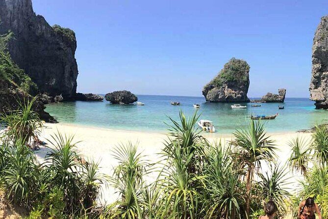 Luxury Private Speed Boat Charter - Phi Phi Sunrise - Entering Phi Phi From Phuket at 6:00 am