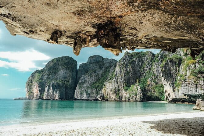 Phi Phi Islands and Khai Island by Premium Speed Catamaran - Viking Cave: Limestone Walls and Swiftlet Nest Harvesting