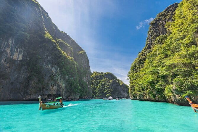 Phi Phi Islands and Khai Island by Premium Speed Catamaran - Pileh Bay (Pileh Lagoon): Swim, Jump, and Turquoise Water