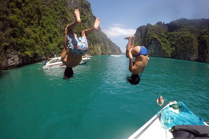 Phi Phi Islands Day Tour Bamboo and Maya Bay with Lunch By Speedboat - Ko Phi Phi Don lunch: a real break on Phi Phi Don