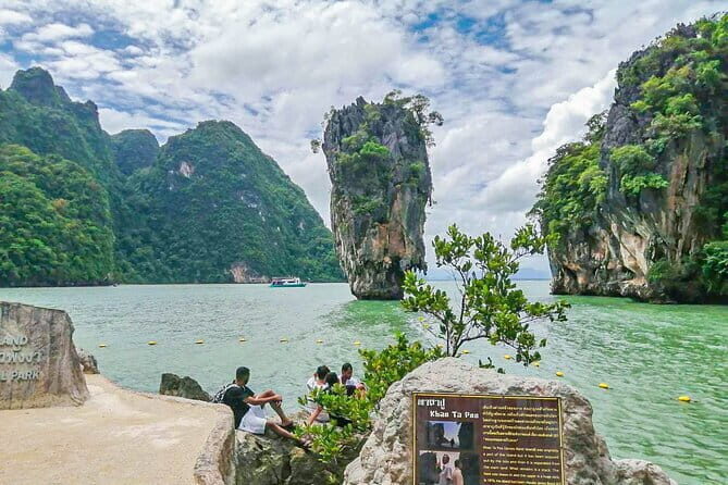 Phi Phi Islands Speedboat Tour: Khai & Maya - Price, park fees, and what’s worth paying extra for