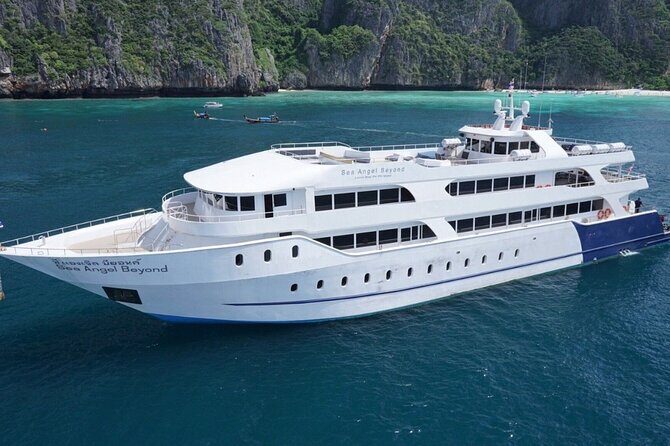 Phi Phi Islands Tour by Luxury Big Boat from Phuket - A Smooth, Comfort-First Way to Reach Phi Phi from Phuket
