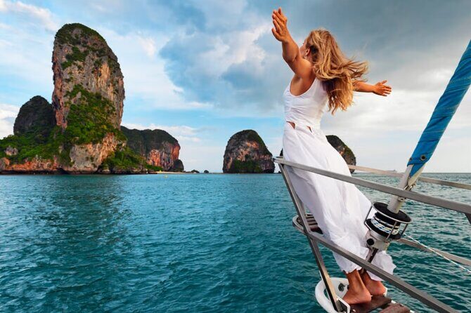 Phi Phi Islands Tour by Luxury Big Boat from Phuket - Sea Society Buffet Lunch and Beach Time on Phi Phi Don
