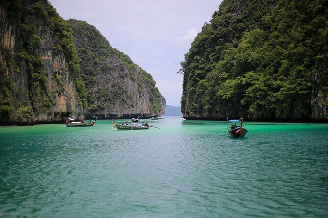 Phi Phi Khai Islands Excursion with Seaview & Lunch by speedboat - The Guide Factor: What Makes the Day Feel Smooth