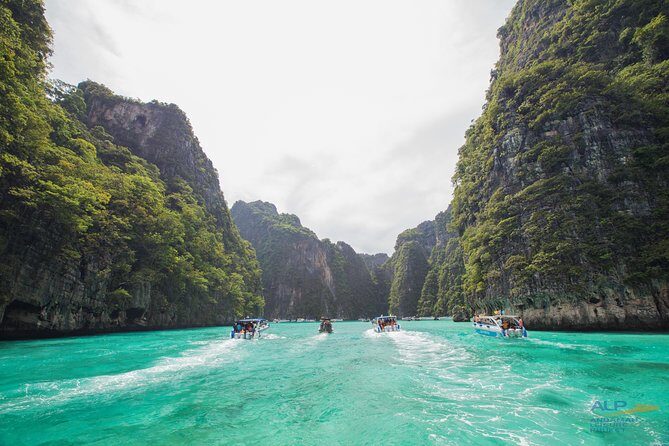 PHI PHI & MAYA & BAMBOO Premium Catamaran Max 28 pax - Phi Phi Leh Area: Maya Bay, Viking Cave, and the Photo Stops