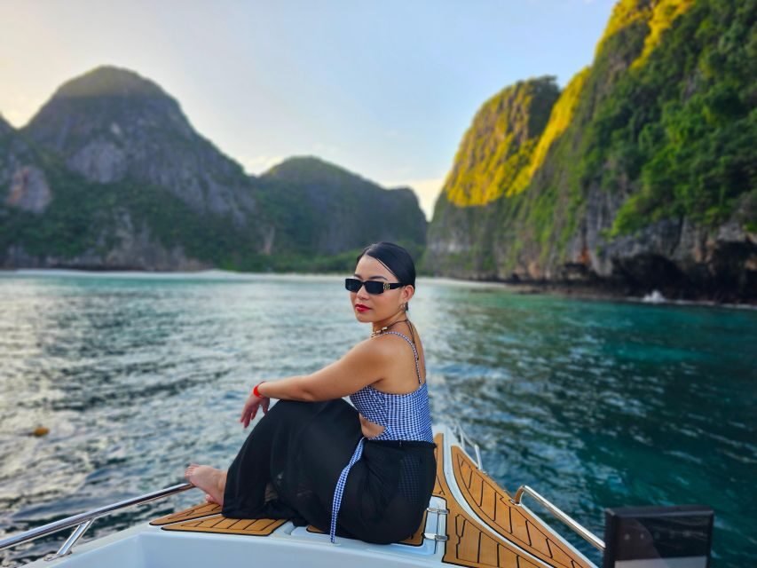 Phi Phi: Maya Bay, Bamboo Island & Plankton Full-Day Tour - Maya Bay: the movie-famous beach, with realistic expectations