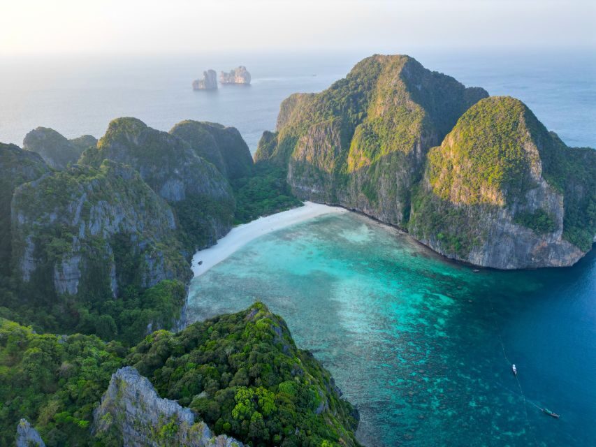 Phi Phi: Maya Bay, Bamboo Island & Plankton Full-Day Tour - Snorkeling strategy: how to get the most out of the water time