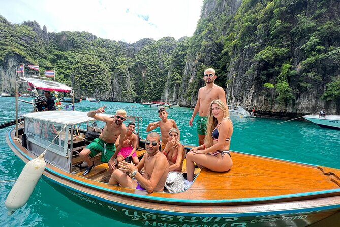 Phi Phi, Maya Bay, Khai Island & Seaview Lunch PREMIUM TRIP - Maya Bay: famous beach time with walking focus