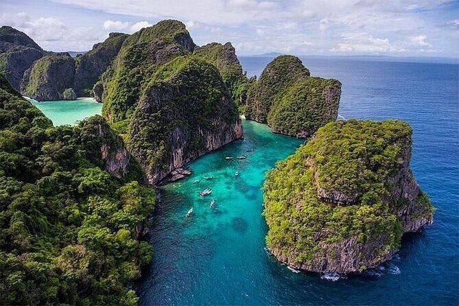PHUKET: Phi Phi-Maya-Yao Yai-Khai Island by Speed Boat with Lunch - Phi Phi Lay: Viking Cave, Pileh Lagoon, and paddle board