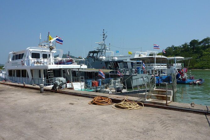 Phuket to Koh Phi Phi by Phi Phi Cruiser - H2: The Phi Phi Cruiser ride experience (A/C, timing, and crowd reality)