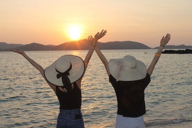 Small Group Phi Phi Islands Sunrise Tour with Seaview Lunch - Crew service and small-group size: fast help, easy day
